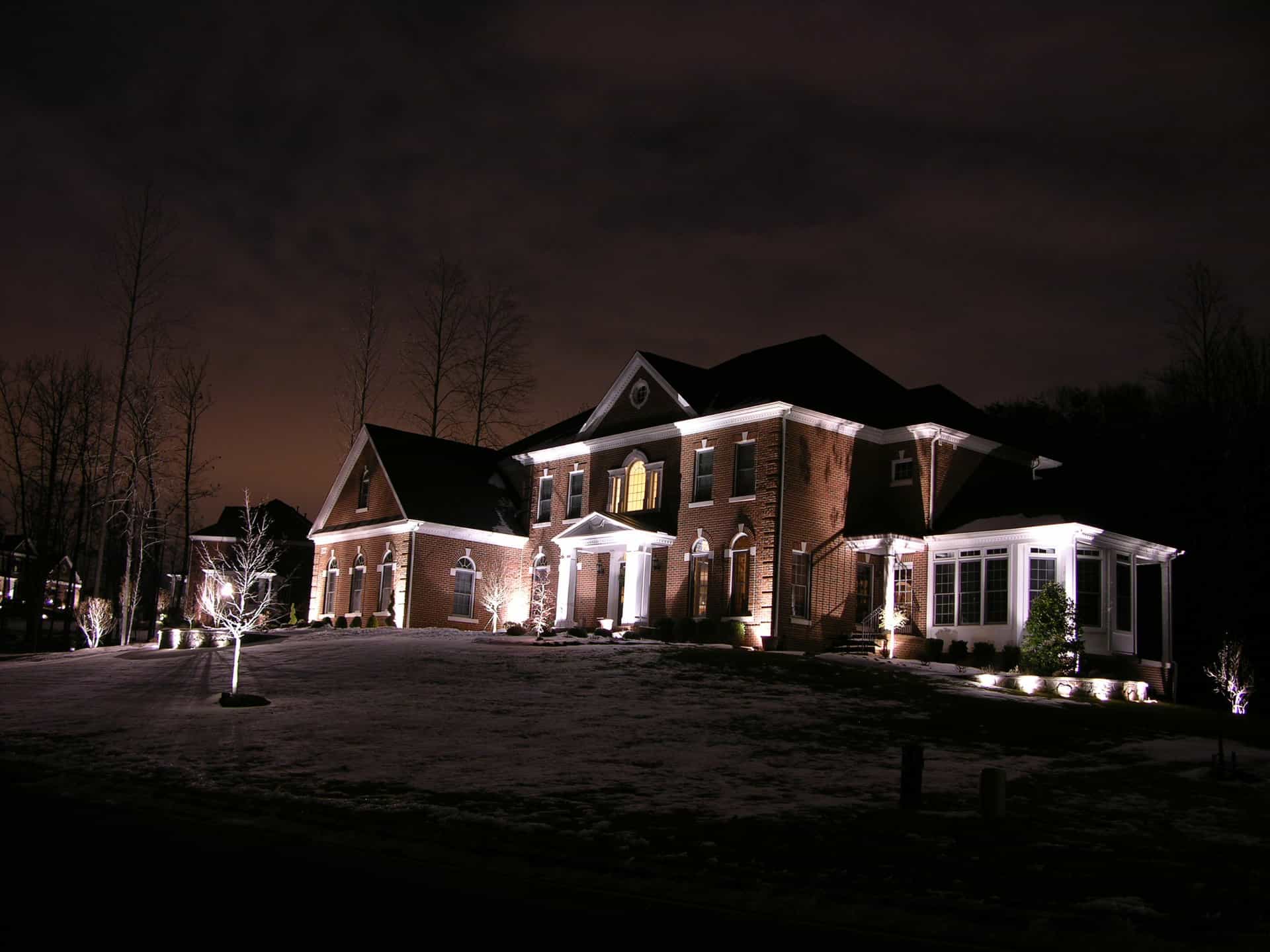Professional outdoor lighting